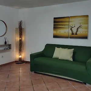 Diecihome Lungomare Plaza Casa vacanze Aeroporto di Catania Fontana Rossa